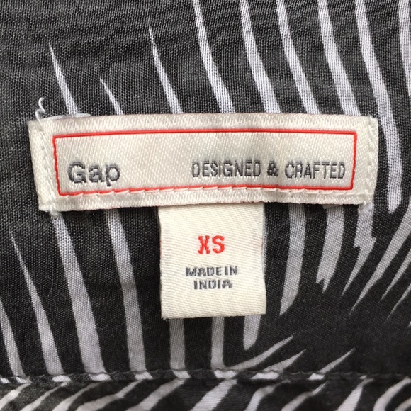 Gap button-up short sleeve blouse - Picture 3 of 4